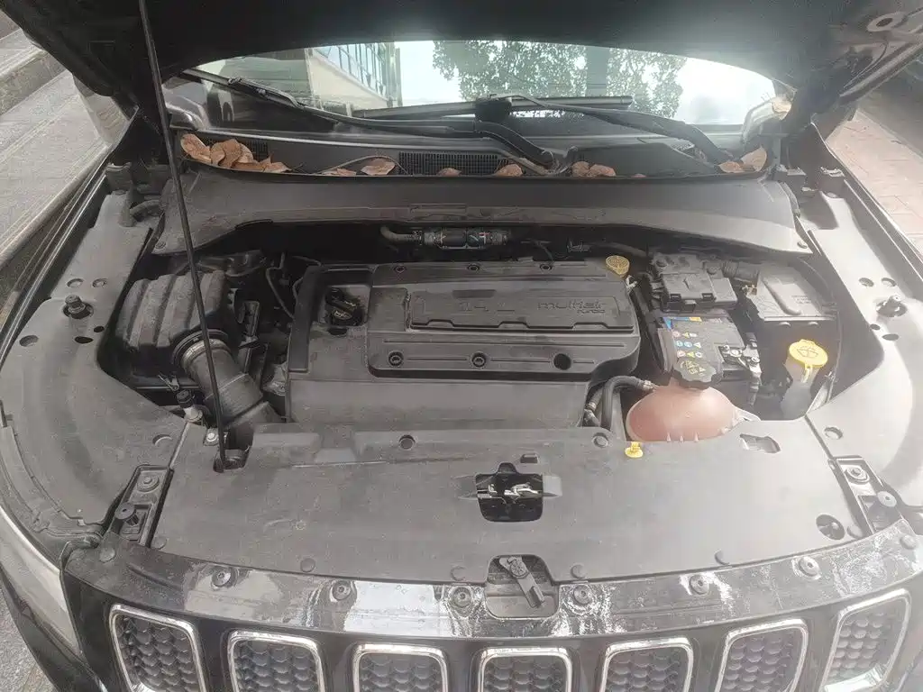 Jeep Compass — миниатюра 21