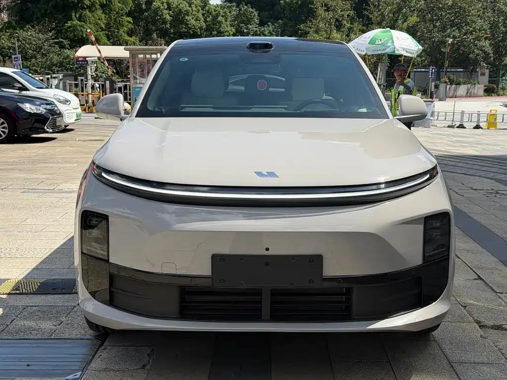 Li Auto Li L6 — миниатюра 2