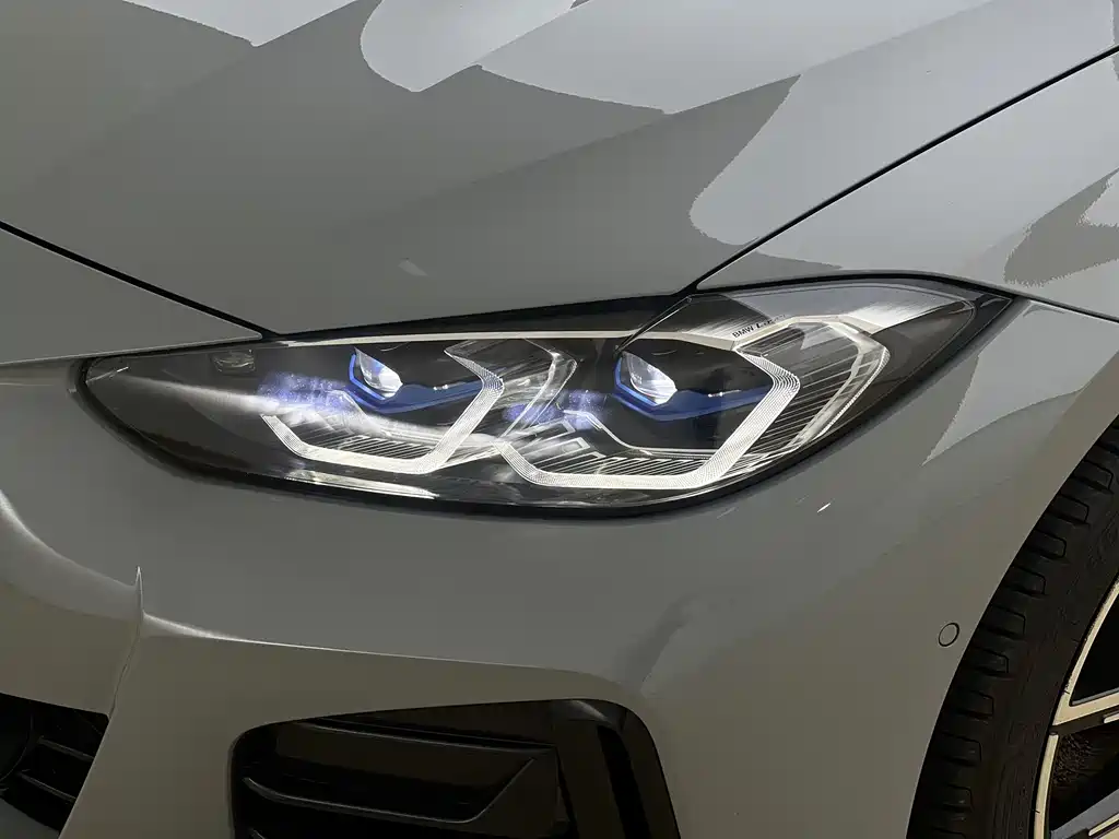 BMW 4 Series — миниатюра 4