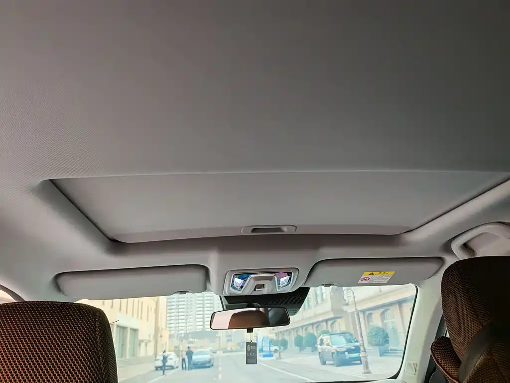 CHANGAN UNI Z NEW ENERGY