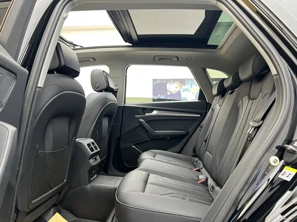 Audi Q5L — миниатюра 30