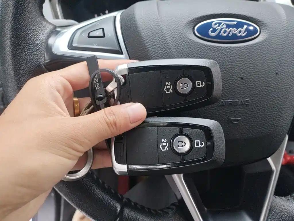 Ford Mondeo — миниатюра 12