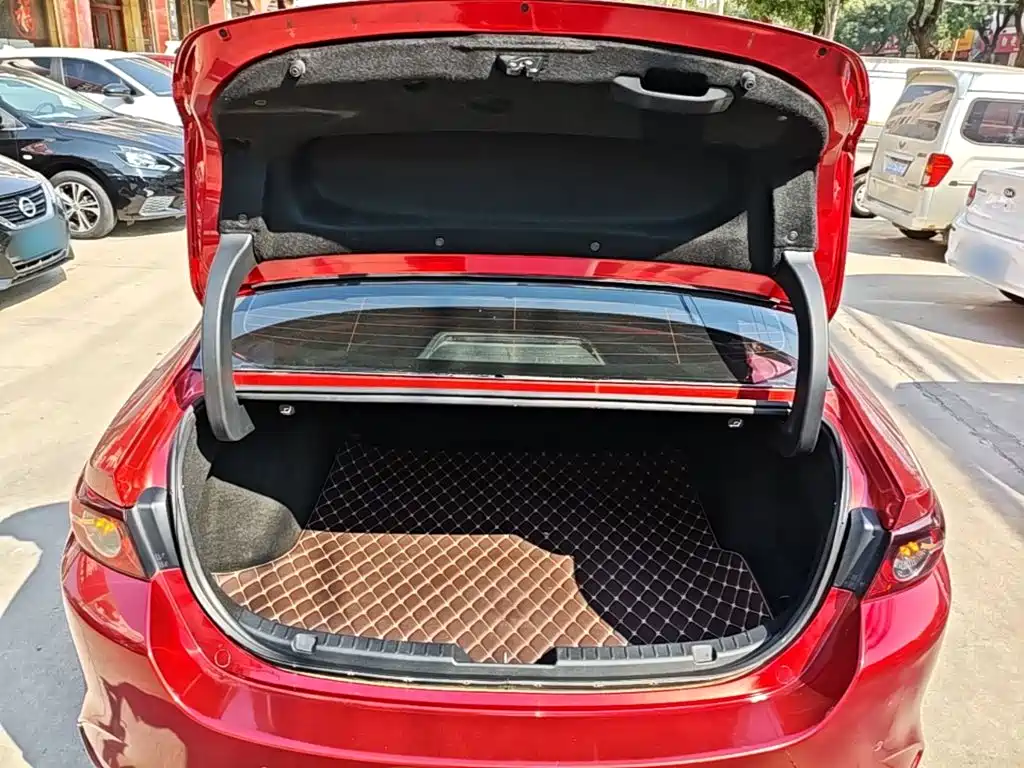 Mazda 3 Axela — миниатюра 19