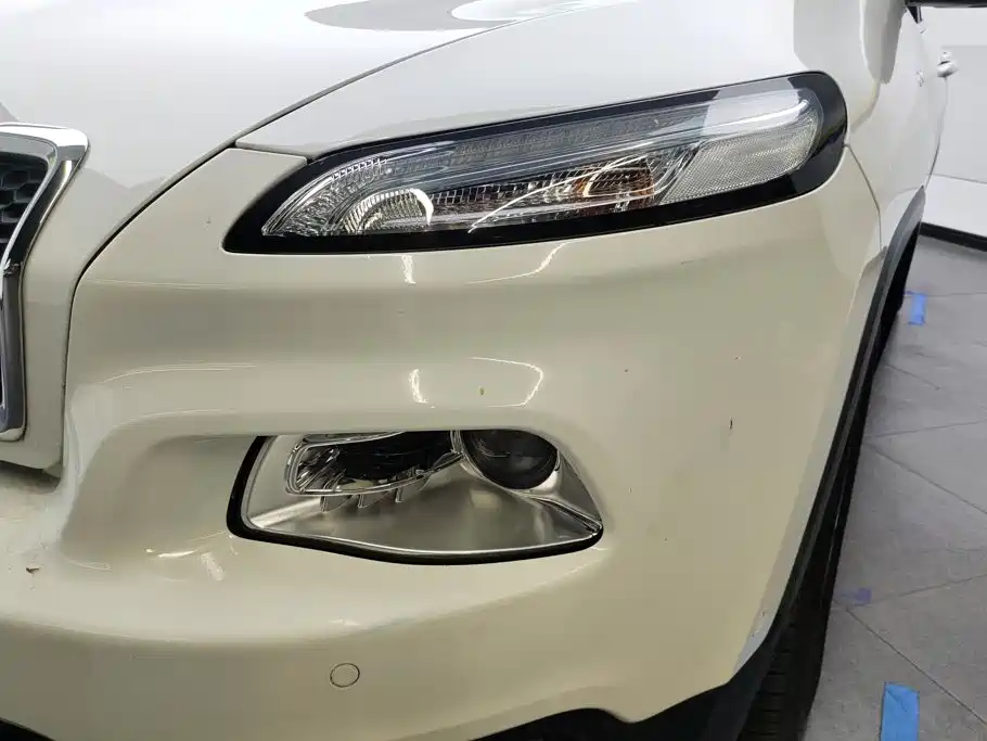 Jeep Cherokee — миниатюра 5