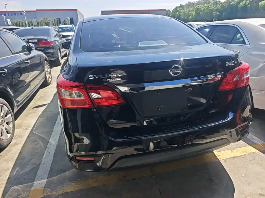 Nissan Sylphy — миниатюра 6