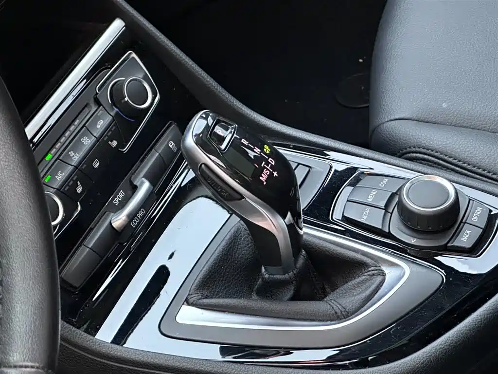 BMW 2 Series Gran Tourer — миниатюра 11