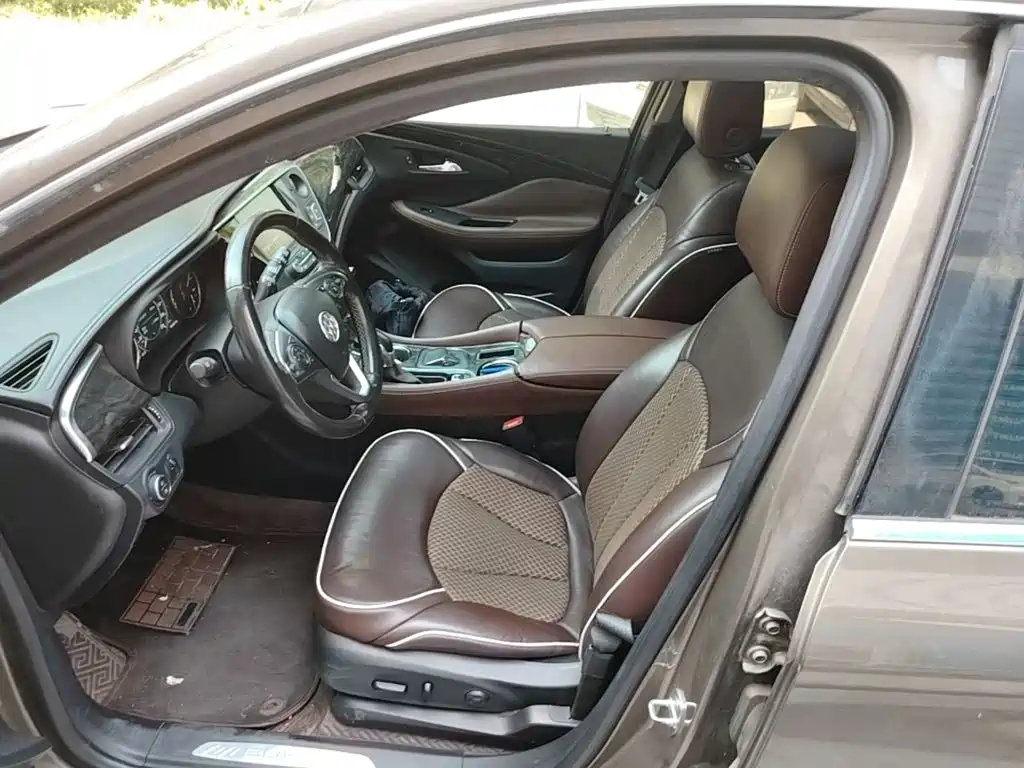 Buick Envision Plus — миниатюра 15
