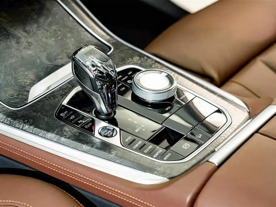 BMW X5 (Import) — миниатюра 12