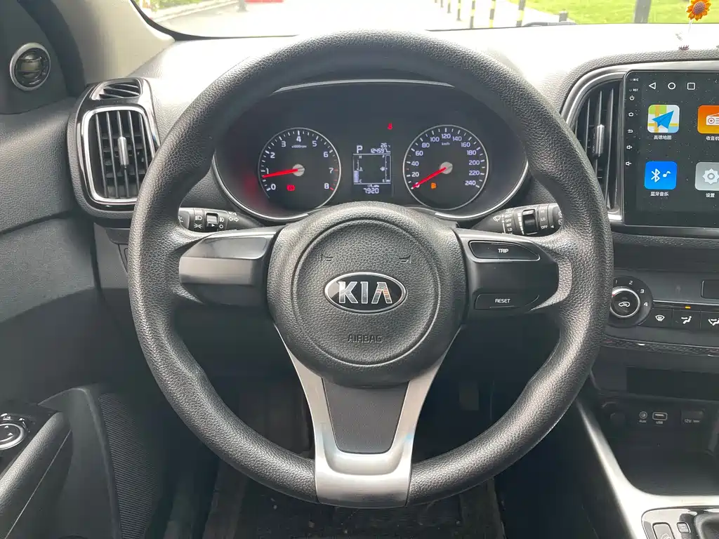 Kia KX3 — миниатюра 13