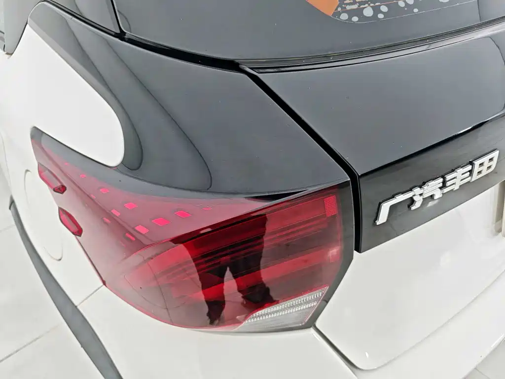 TOYOTA YARIS L ZHIXUAN