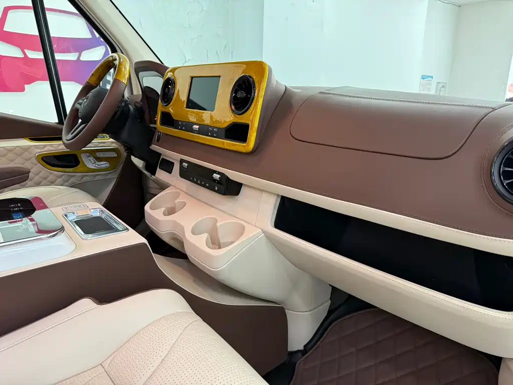 Mercedes-Benz Sprinter 2025 3.0T