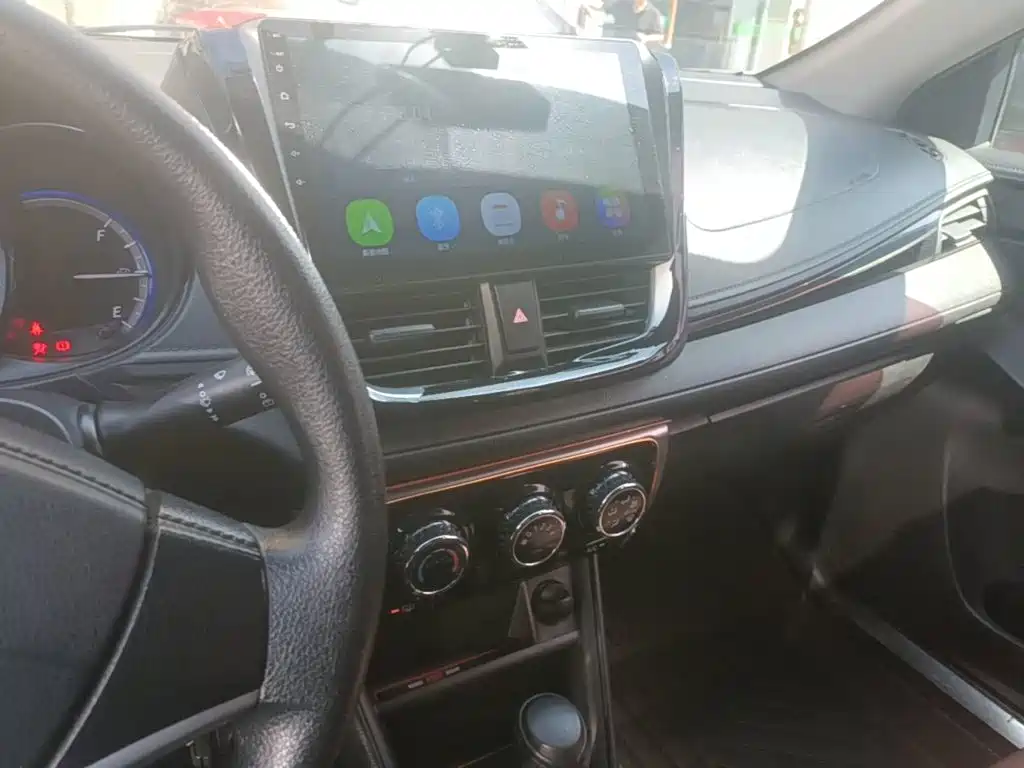 Toyota Yaris L — миниатюра 13