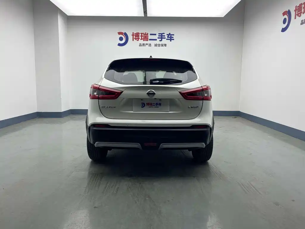 Nissan Qashqai 2021 2.0L CVT Luxury