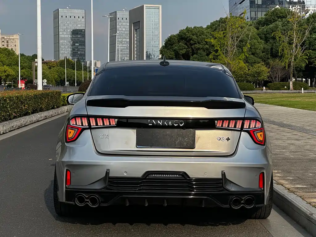Lynk & Co 03 — миниатюра 10