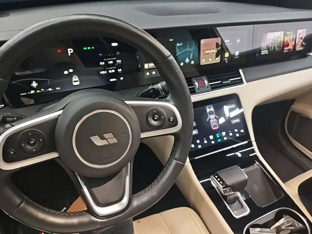 Li Auto Li ONE — миниатюра 10
