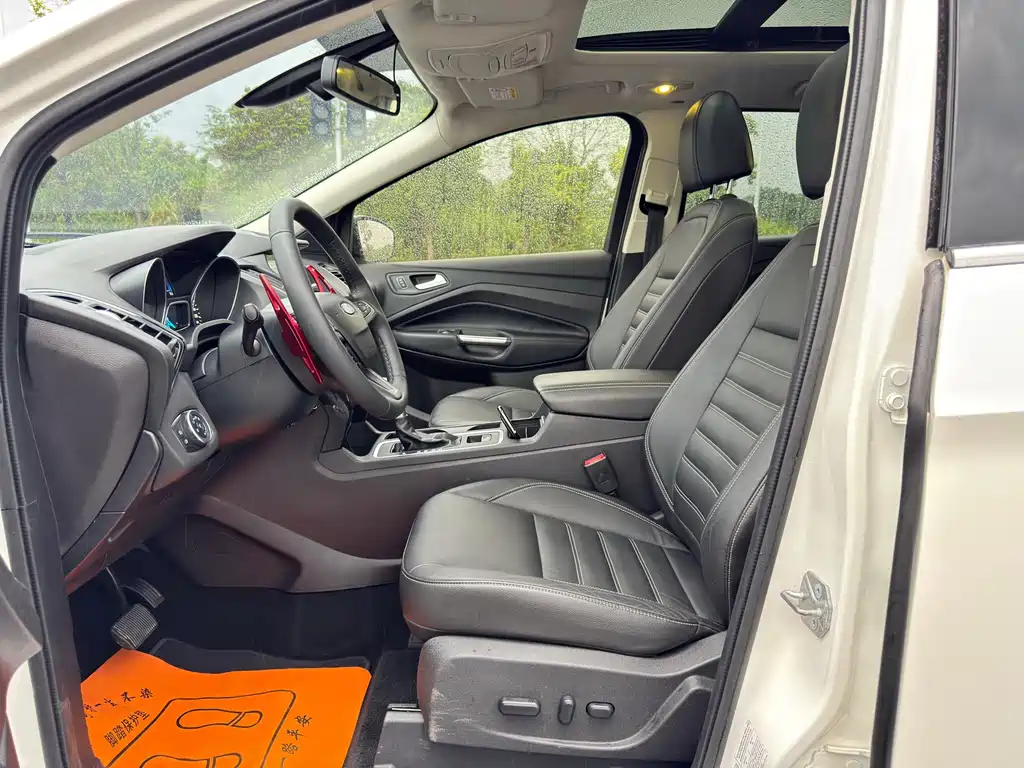 Ford Kuga — миниатюра 11