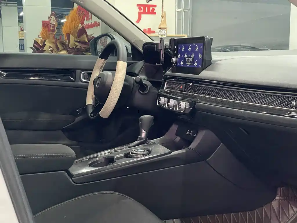 Honda Civic — миниатюра 6