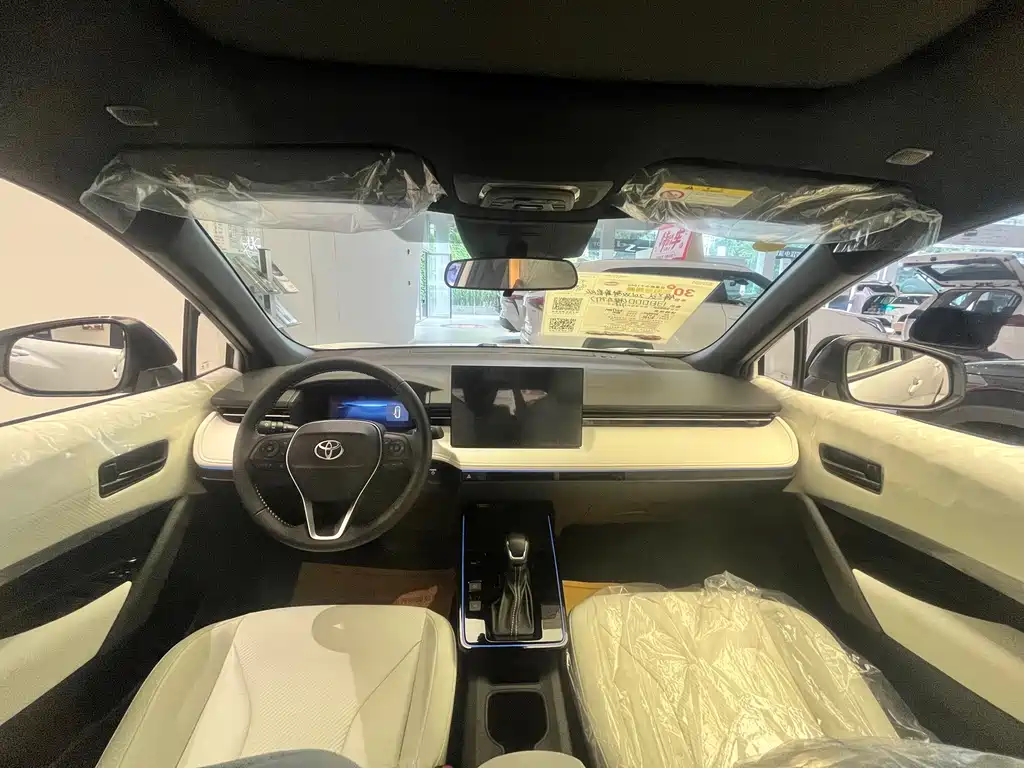 Toyota Frontlander 2026 2.0L Luxury PLUS