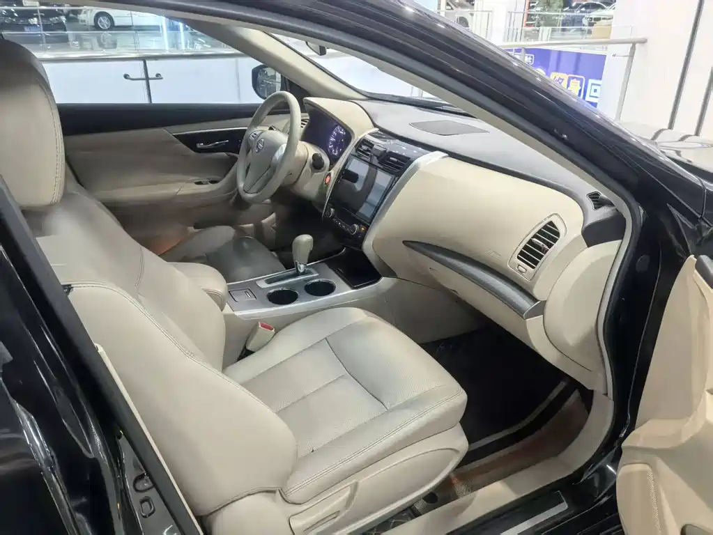 Nissan Teana — миниатюра 9