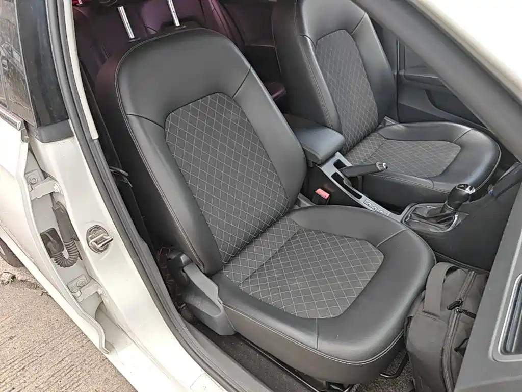 Skoda Rapid — миниатюра 25