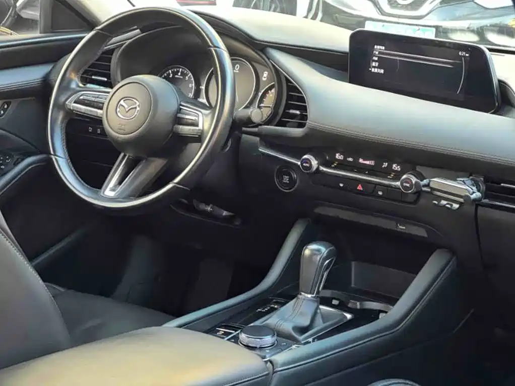 Mazda 3 Axela — миниатюра 6