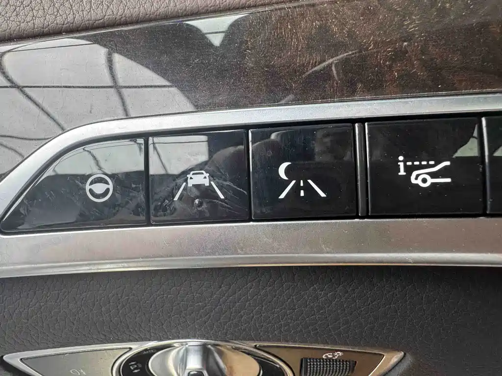 Mercedes-Benz S-Class — миниатюра 13
