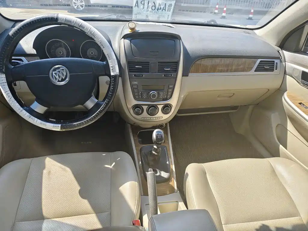 Buick Excelle — миниатюра 5