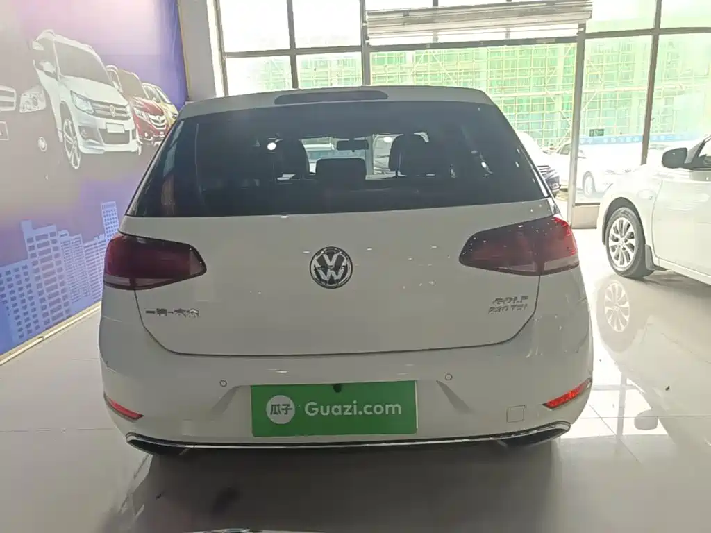 Volkswagen Golf — миниатюра 6