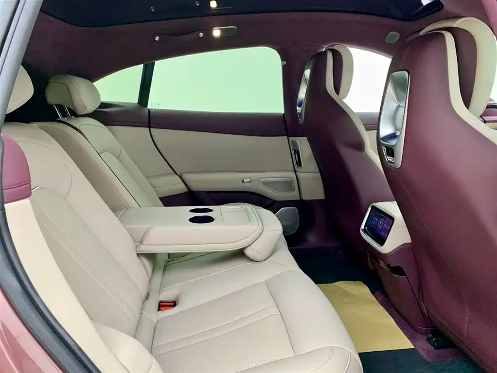 XIAOMI CAR XIAOMI YU7