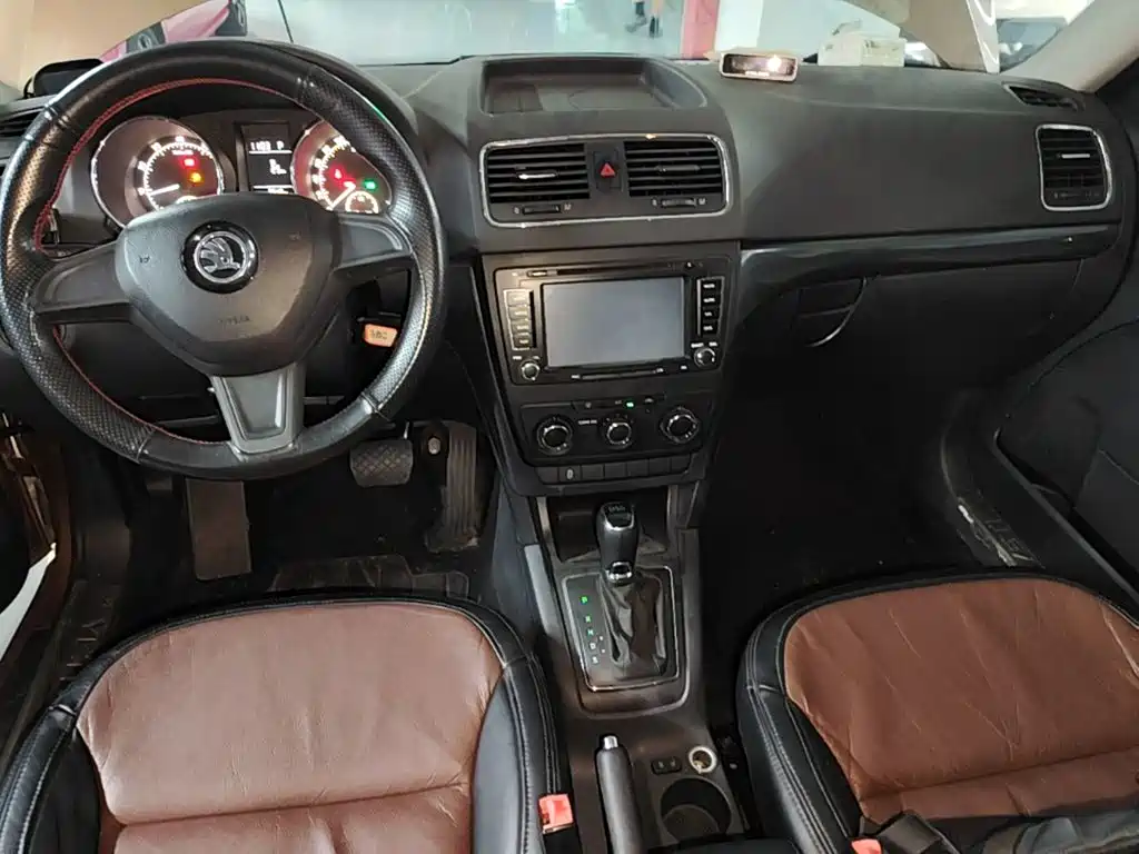 Skoda Yeti — миниатюра 14