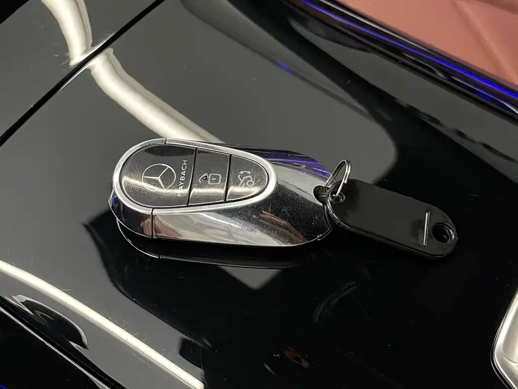 Mercedes-Benz S-Class — миниатюра 30