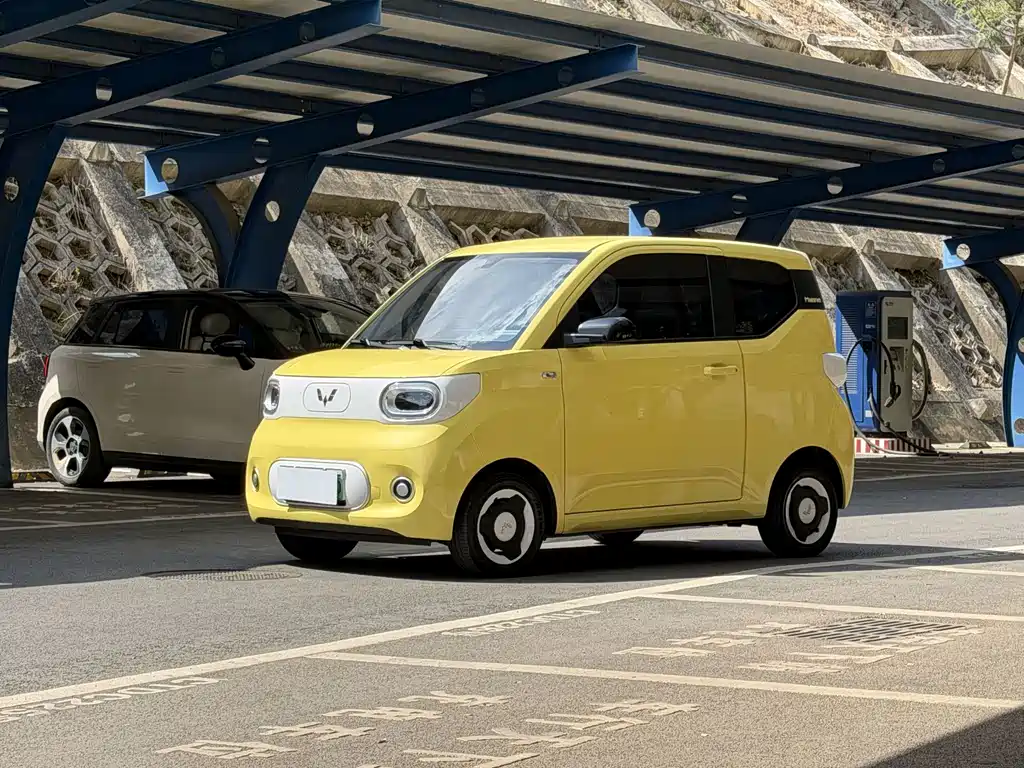 Wuling MINIEV