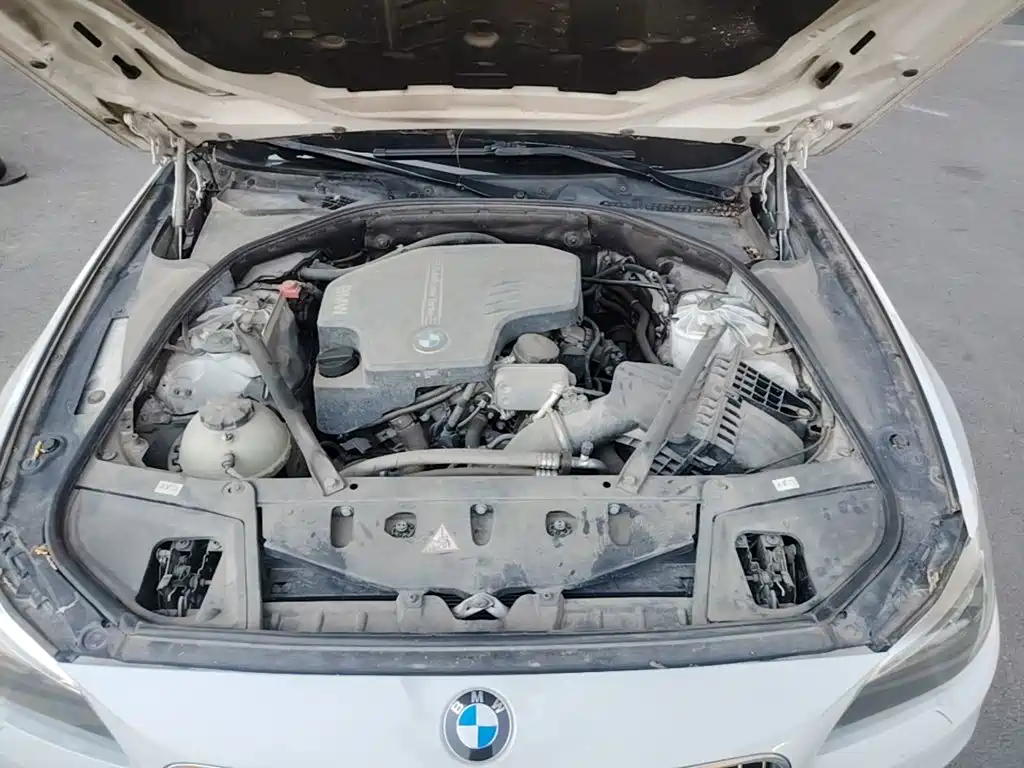 BMW 5 Series — миниатюра 20