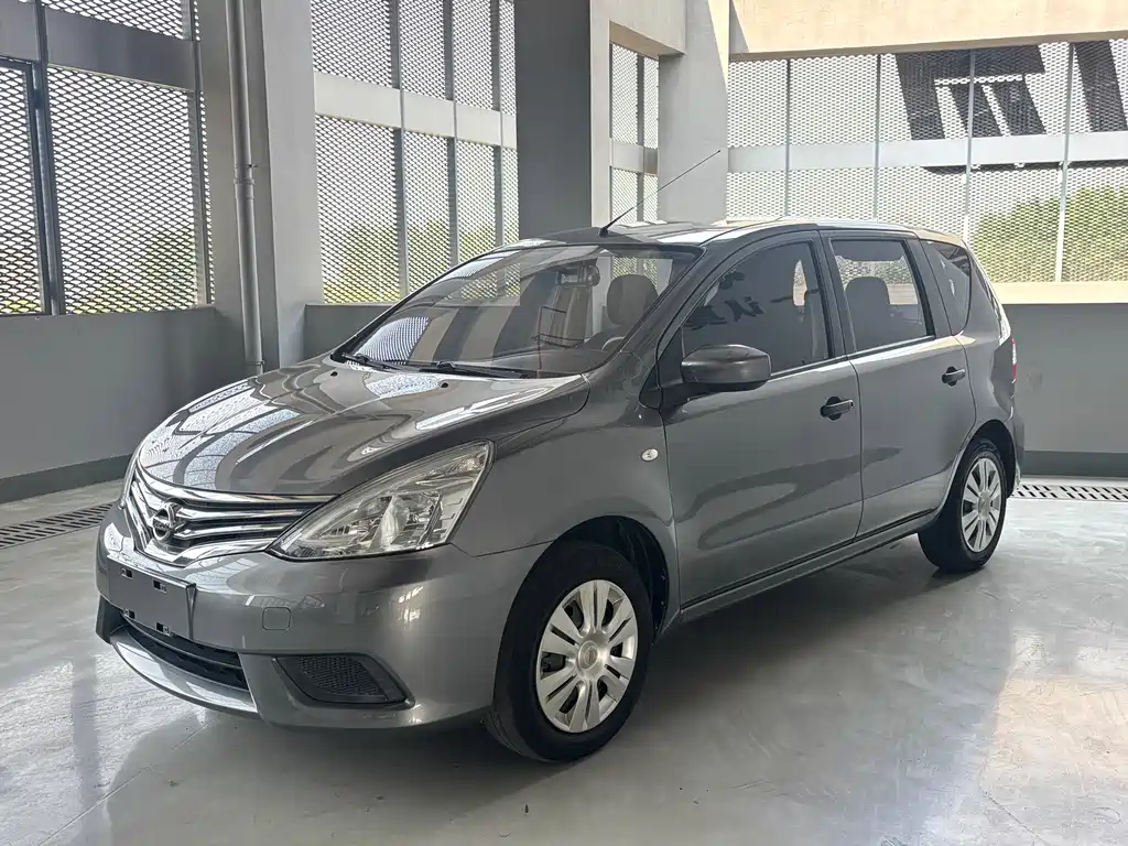 Nissan Livina 2018