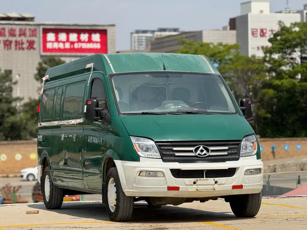 Maxus V80 2017 2.5T AT