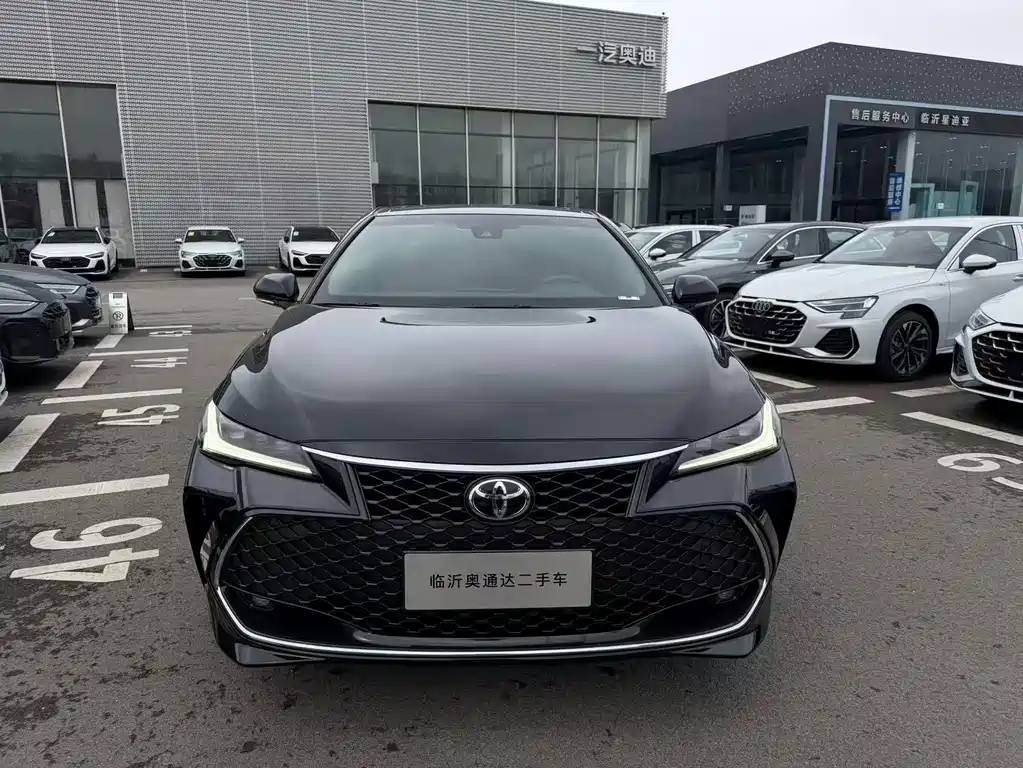 Toyota Avalon 2023 2.5L Luxury