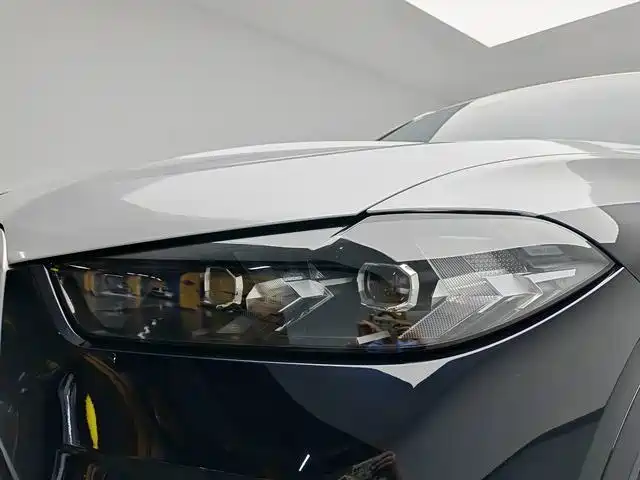 BMW X5 — миниатюра 13