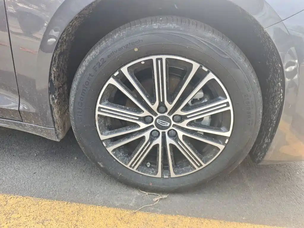 Geely Xingrui — миниатюра 24