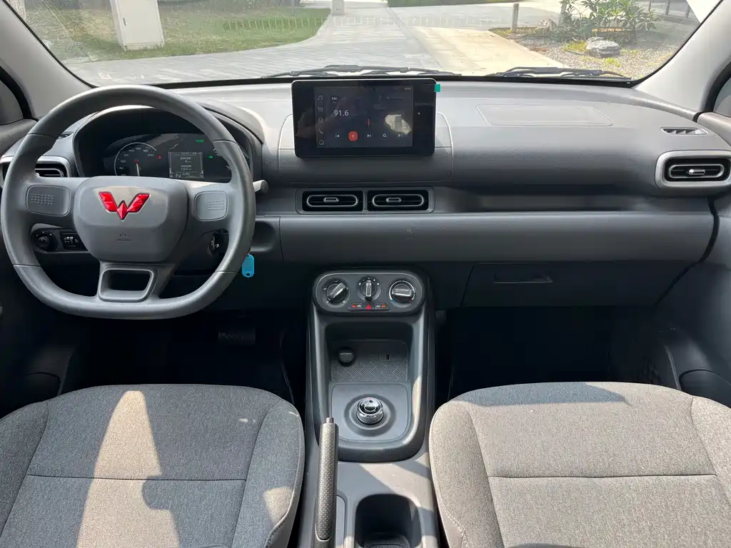 Wuling Hongguang EV — миниатюра 8