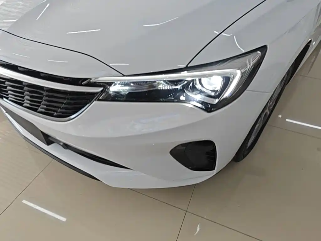 Buick Verano — миниатюра 24