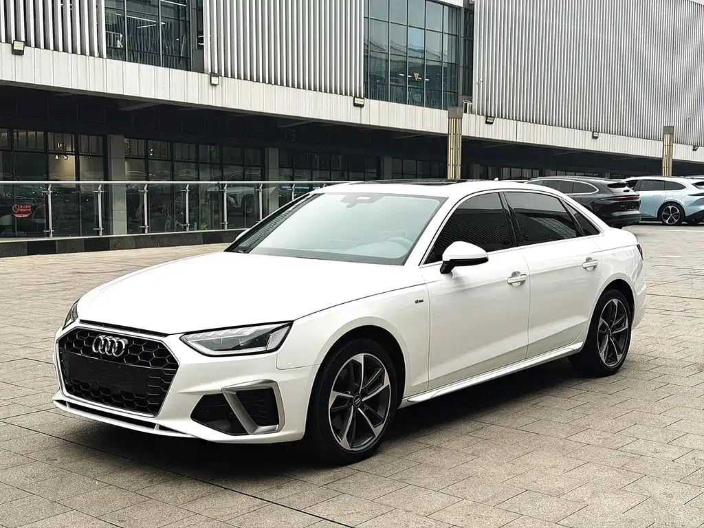 Audi A4L 2022