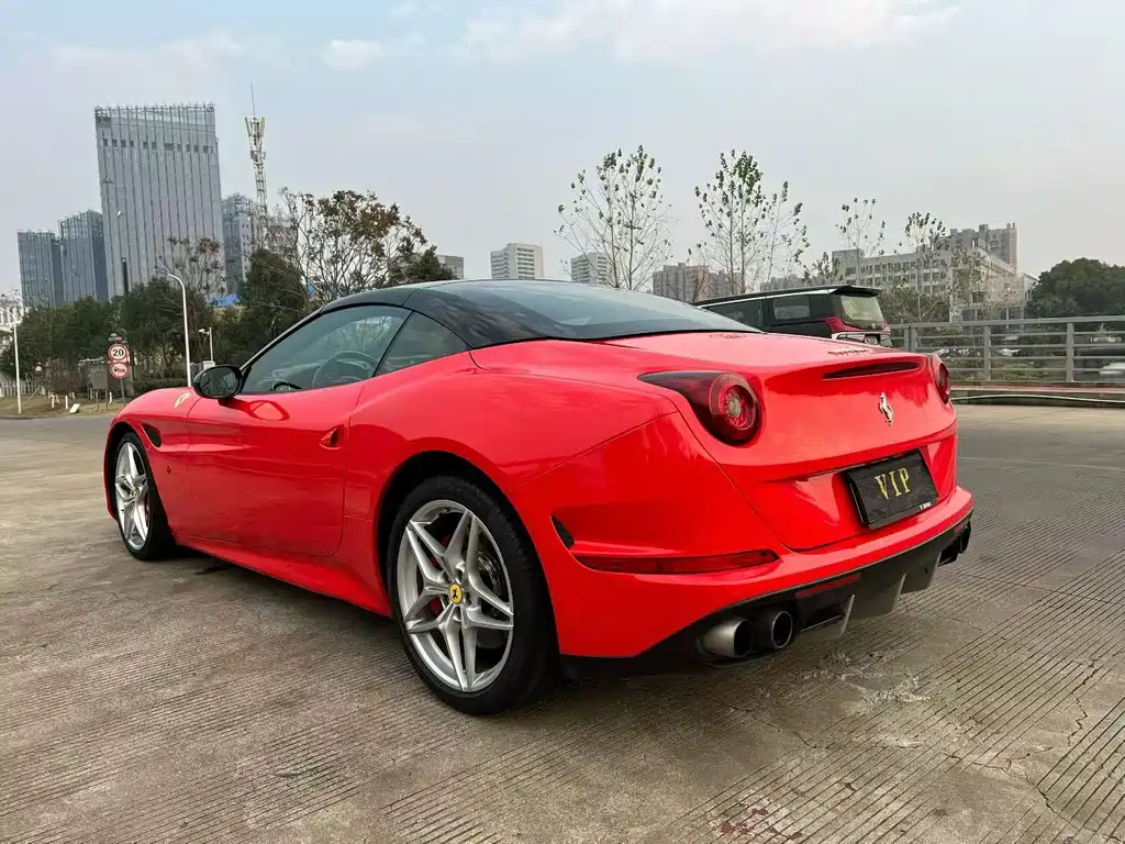 Ferrari California T — миниатюра 6