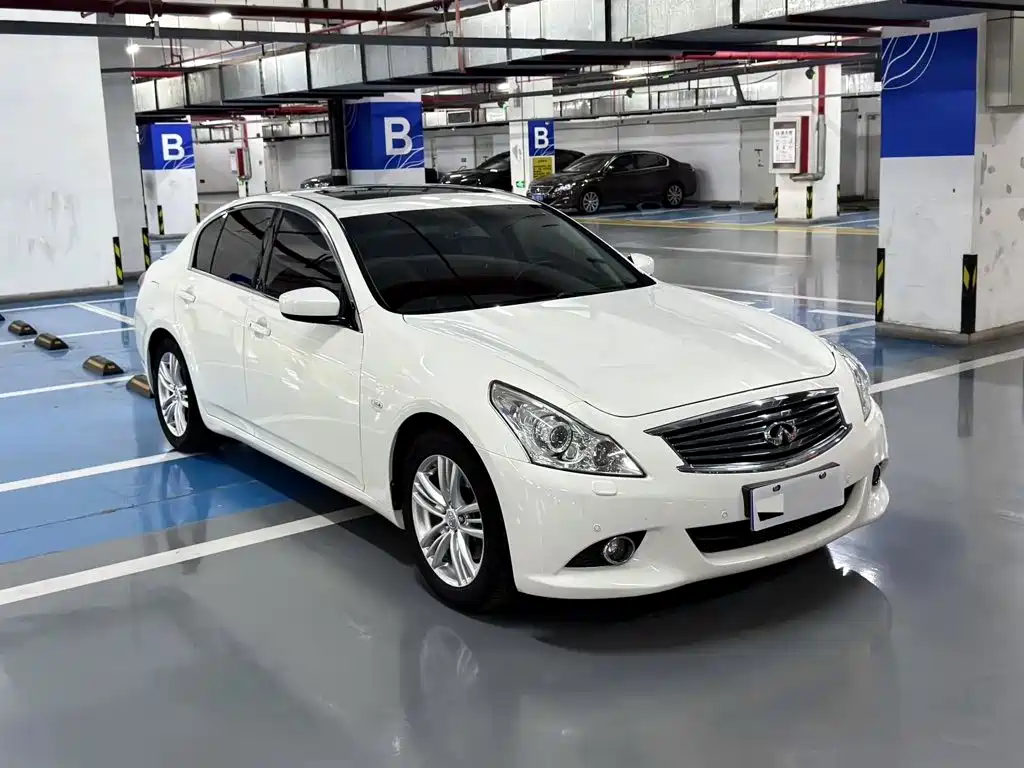 Infiniti G — миниатюра 4