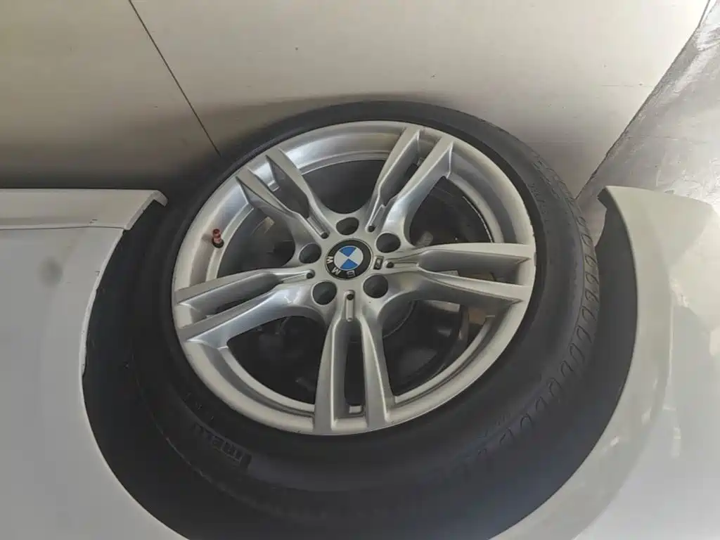 BMW 3 Series — миниатюра 25