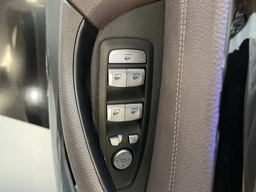 BMW X1 — миниатюра 26