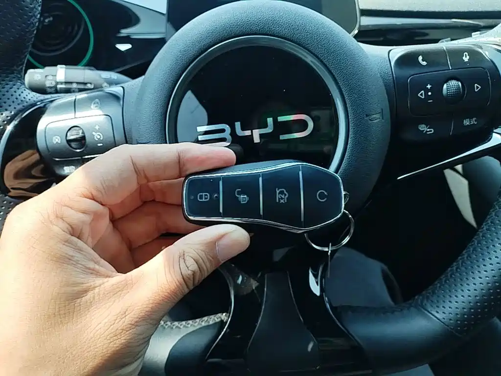 BYD Dolphin — миниатюра 9