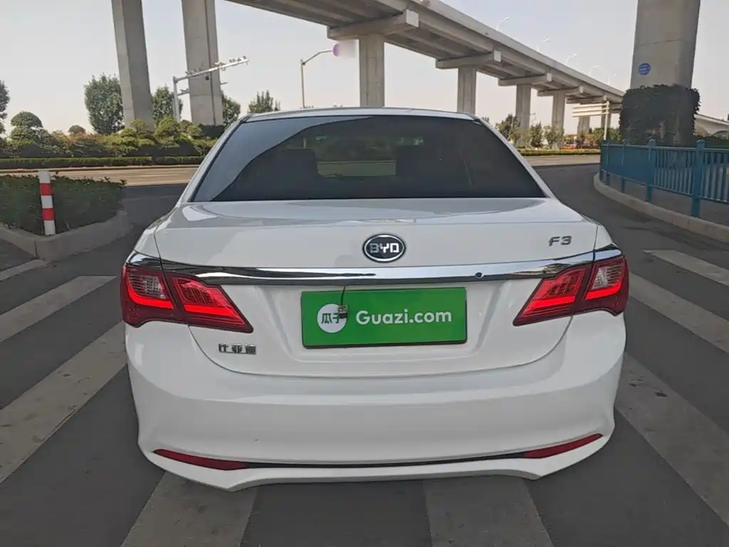 BYD F3 — миниатюра 6
