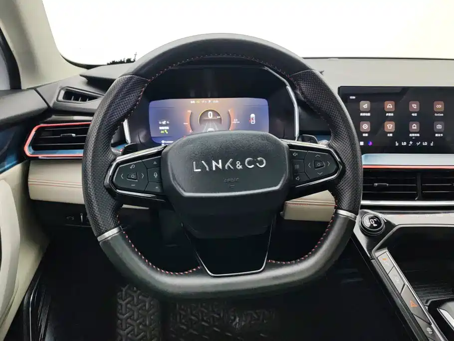 Lynk & Co 06 — миниатюра 15