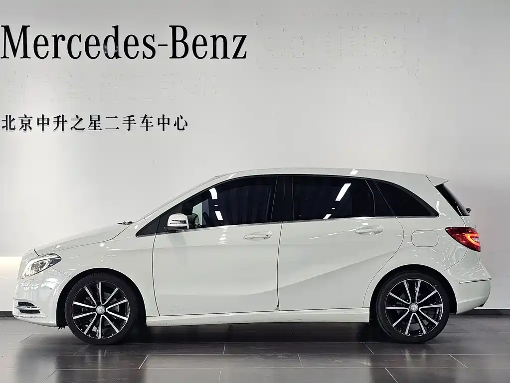 Mercedes-Benz B-Class — миниатюра 2