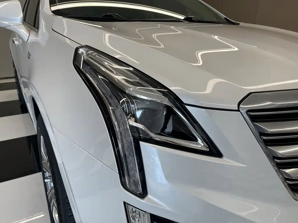 Cadillac XT5 — миниатюра 9